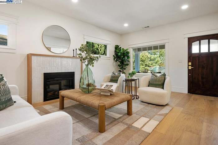 4374 1st St - Photo 2 of 19