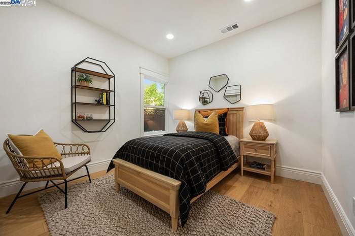 4374 1st St - Photo 6 of 19