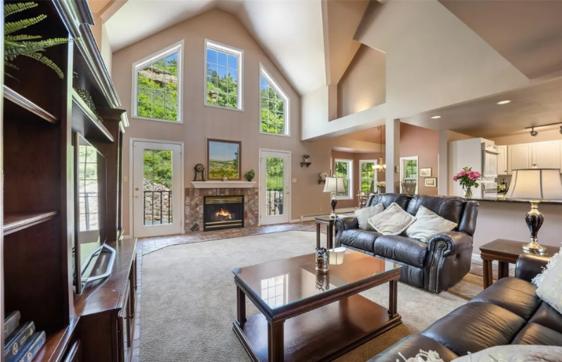 509 Viola St - Photo 6 of 20