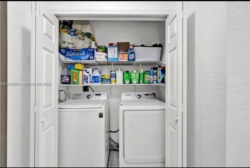 13721 Sw 19th Ter - Photo 3 of 14