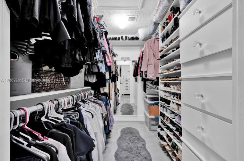 13721 Sw 19th Ter - Photo 4 of 14