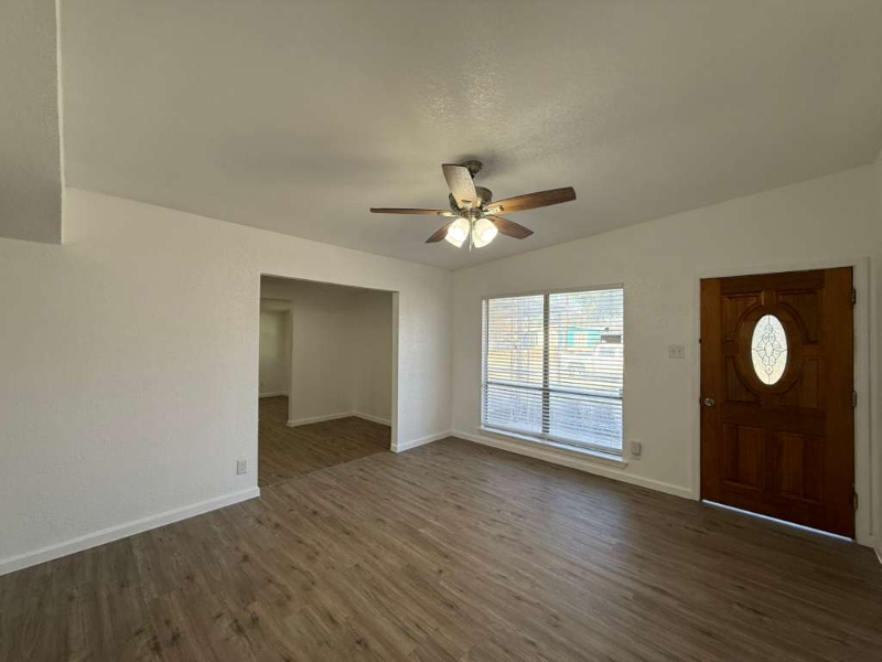 2934 Hatton St - Photo 4 of 19