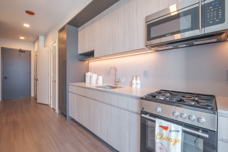 1972 S Indiana Ave - Photo 3 of 20