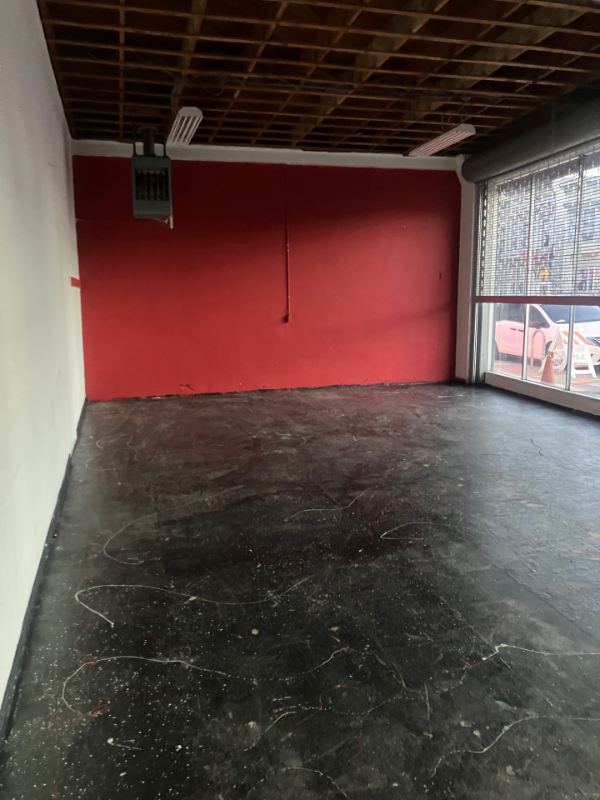 1224 International Blvd - Photo 3 of 9