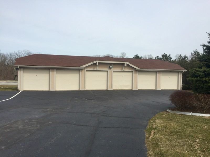 5615 Baronswood Cir #204 - Photo 2 of 11