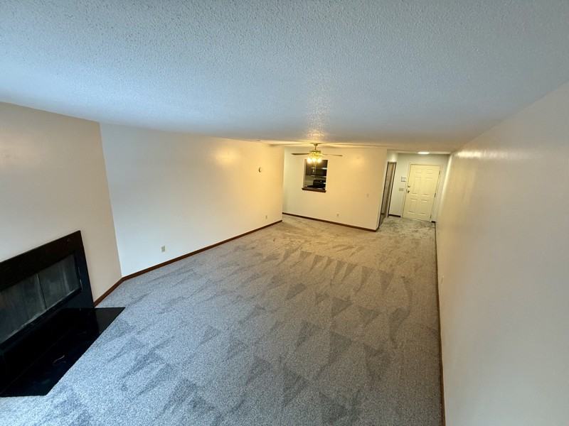 5615 Baronswood Cir #204 - Photo 4 of 11