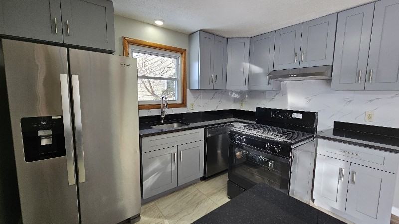 32 Morrison St #B - Photo 2 of 19