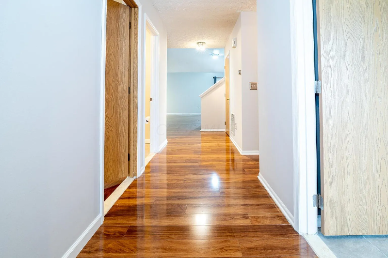 1562 Sargas St - Photo 5 of 20