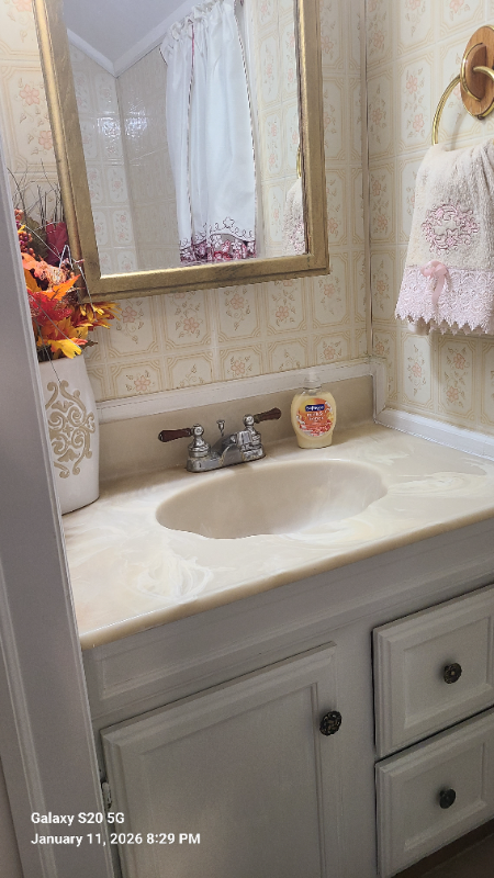 756 W Inman Ave - Photo 7 of 10