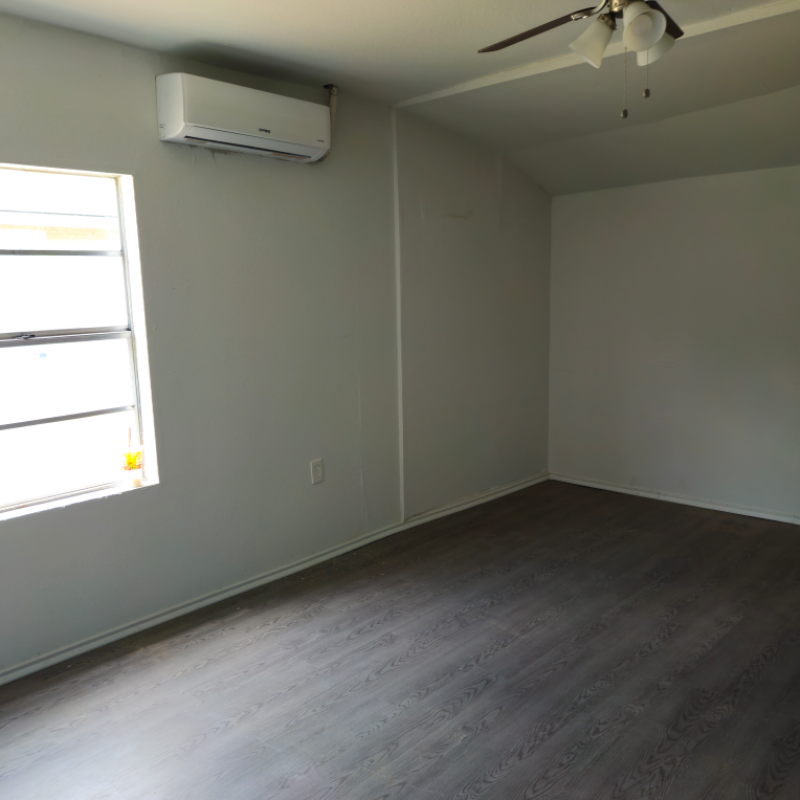 2826 Alaska Ave - Photo 7 of 9