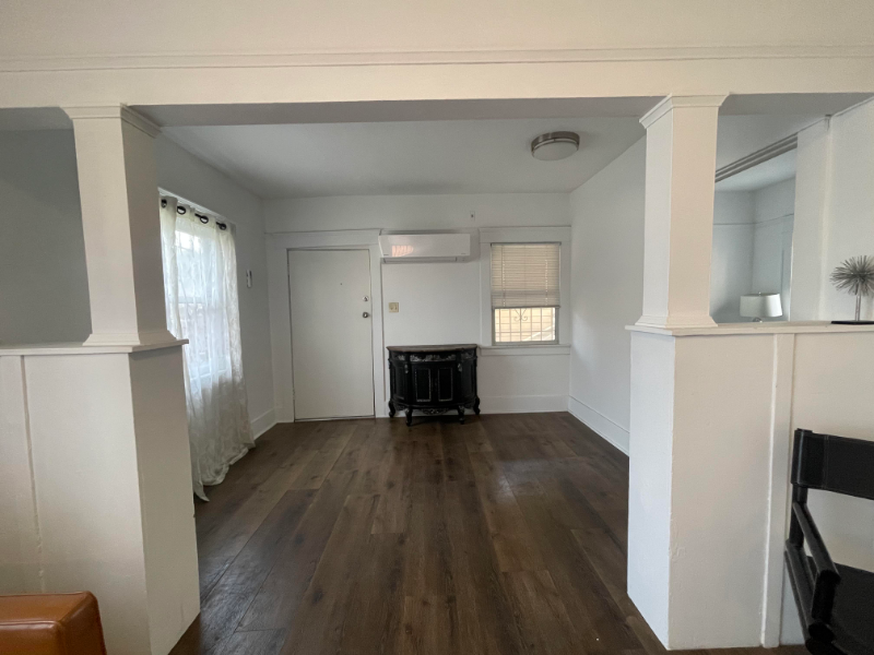 1625 1/2 W 55th St #1625-1-2 - Photo 6 of 20