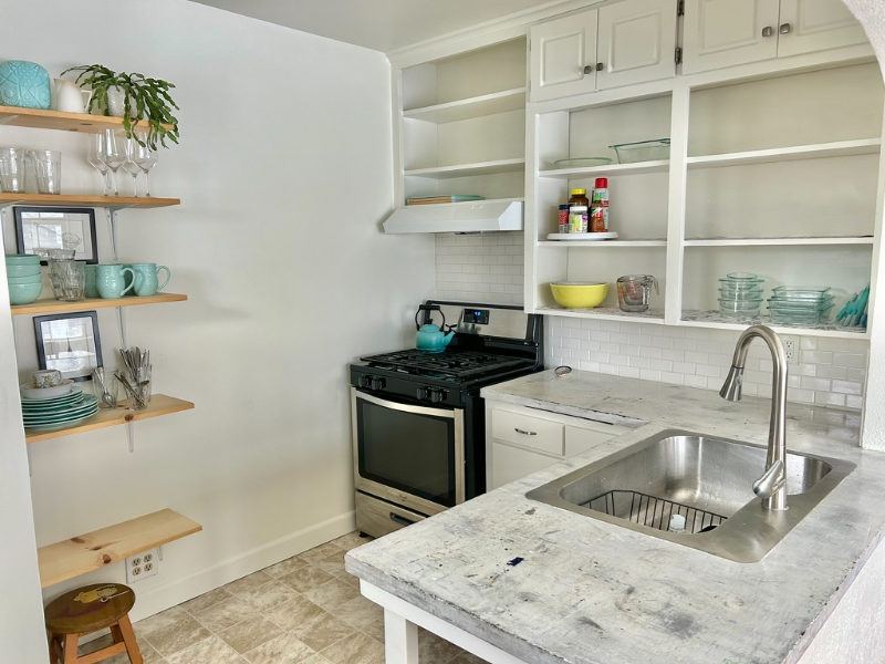 1237 Yale Ave - Photo 5 of 13