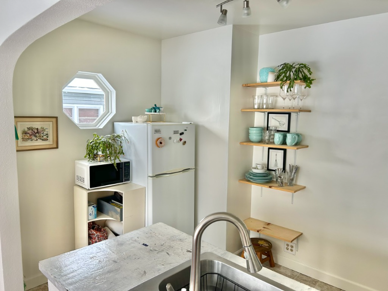 1237 Yale Ave - Photo 6 of 13