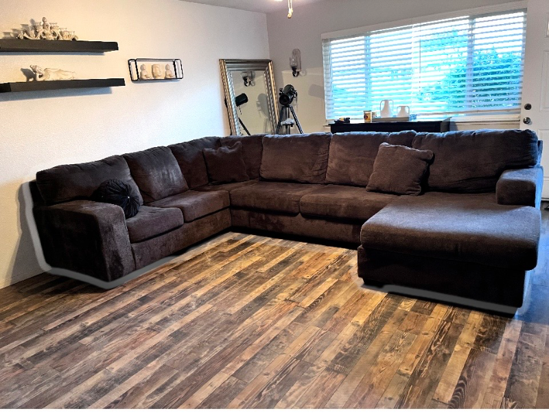 441 W Burlwood Ln - Photo 2 of 5