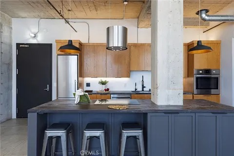 100W W 5th St #5A - Photo 2 of 20