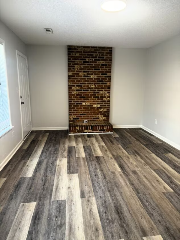 208 Cloverleaf Dr #1 - Photo 2 of 17