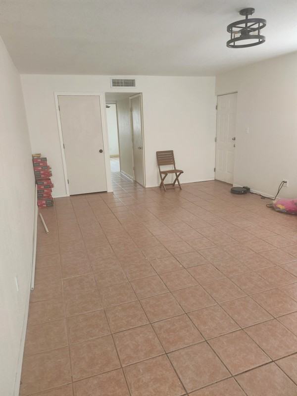 3825 Roger Joseph Dr - Photo 5 of 15