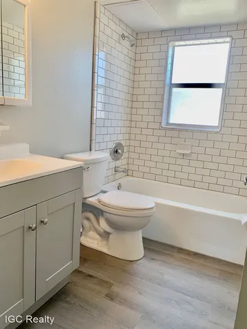 1895 40th Ave #2 - Photo 4 of 8