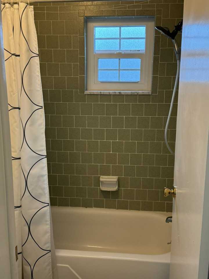 1706 Belleair Forest Dr - Photo 3 of 20