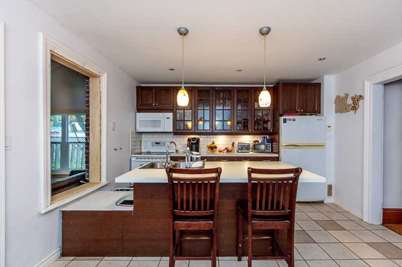 136 Colborne St - Photo 2 of 28