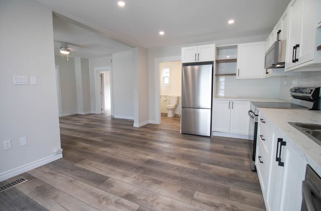 161 Louth St - Photo 7 of 30