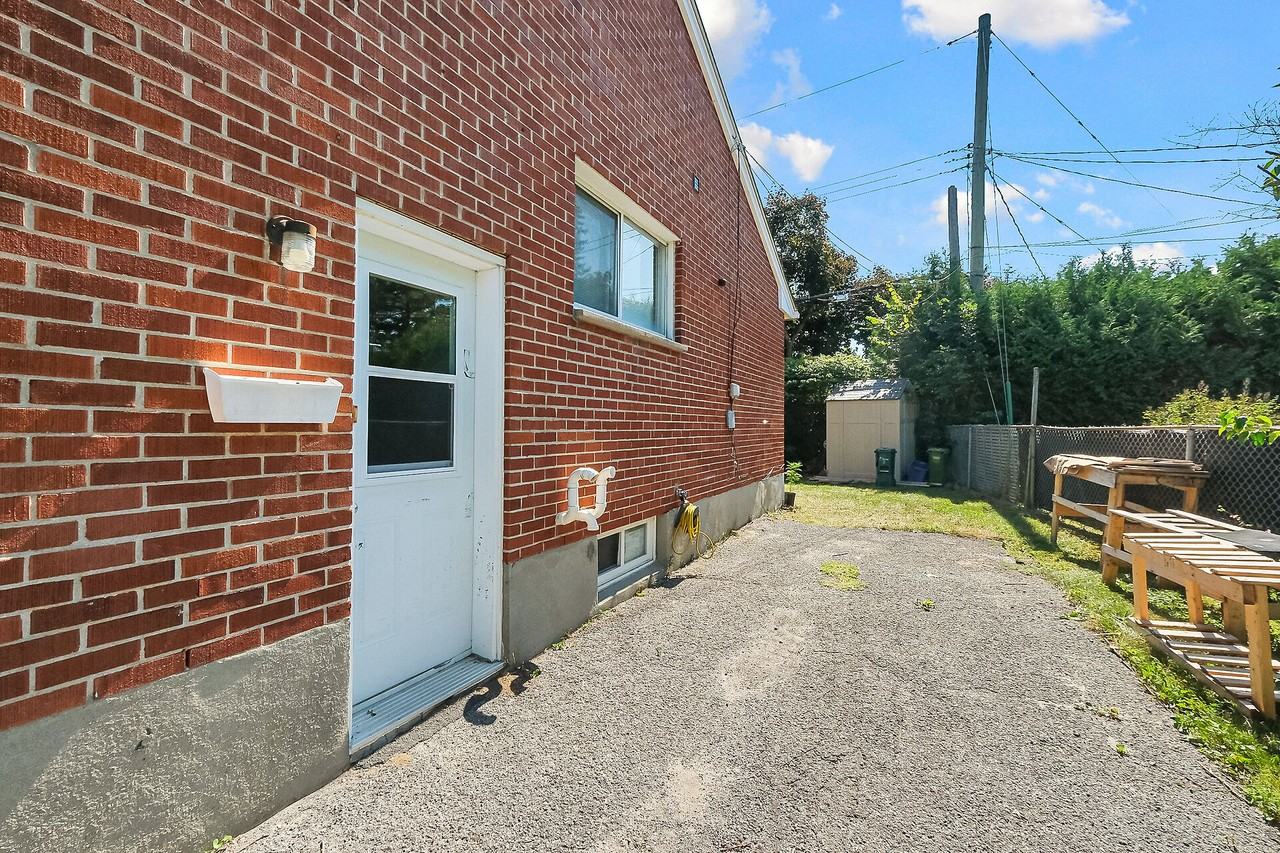 2428 Iris Street #B - Photo 2 of 31