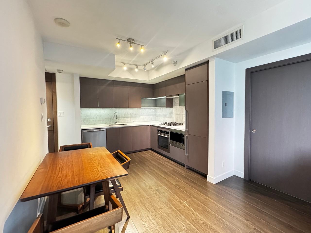 38 Smithe Street #755 - Photo 2 of 16