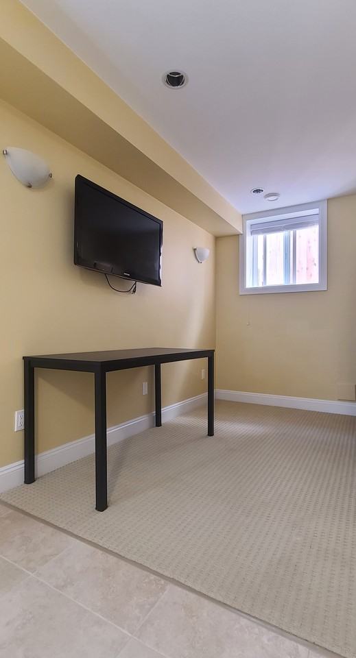 3557 Rosemary Heights Drive - Photo 3 of 8