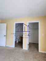 featured image of 2 Townsend Ln