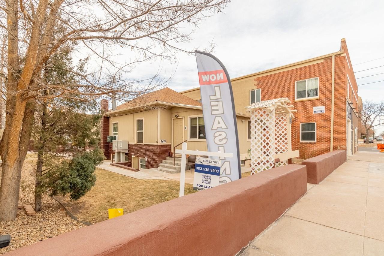 Lincoln Terrace - Photo 3 of 7