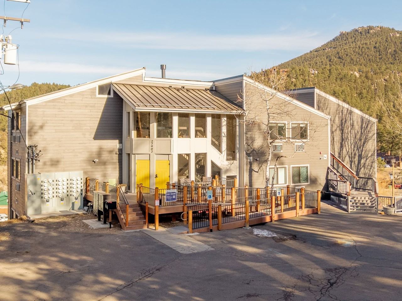 Perch Apartments: Your Perfect Mountain Escape in Evergreen - Photo 4 of 10