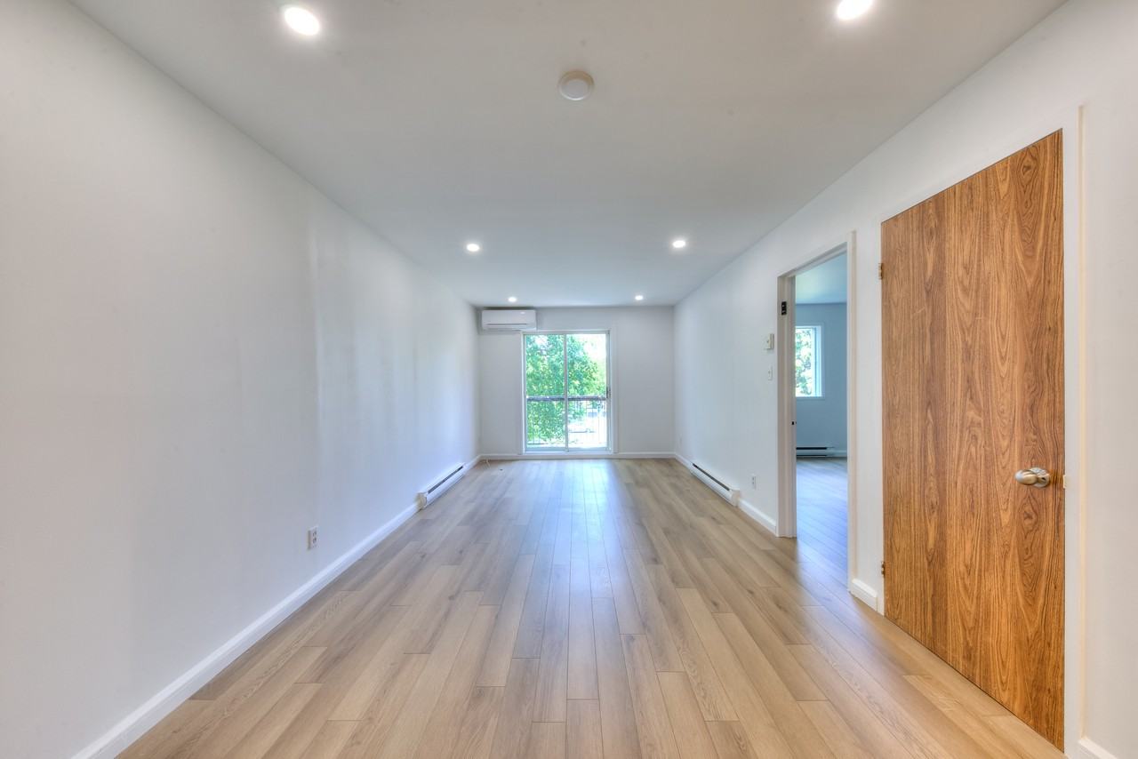 98 Boulevard Jean-Paul-Vincent #10 - Photo 6 of 10