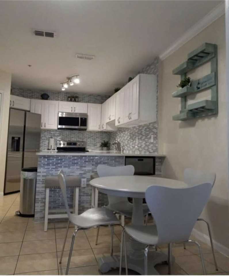 1655 The Greens Way #2411 - Photo 5 of 8