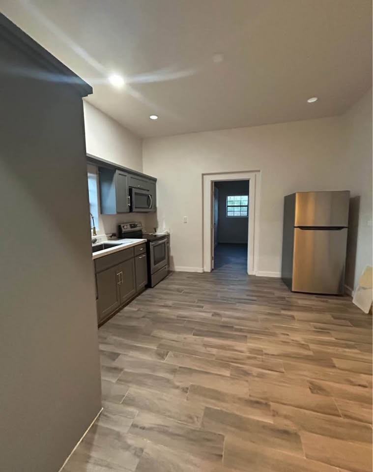 1635 E Rogers Rd #1 - Photo 3 of 15