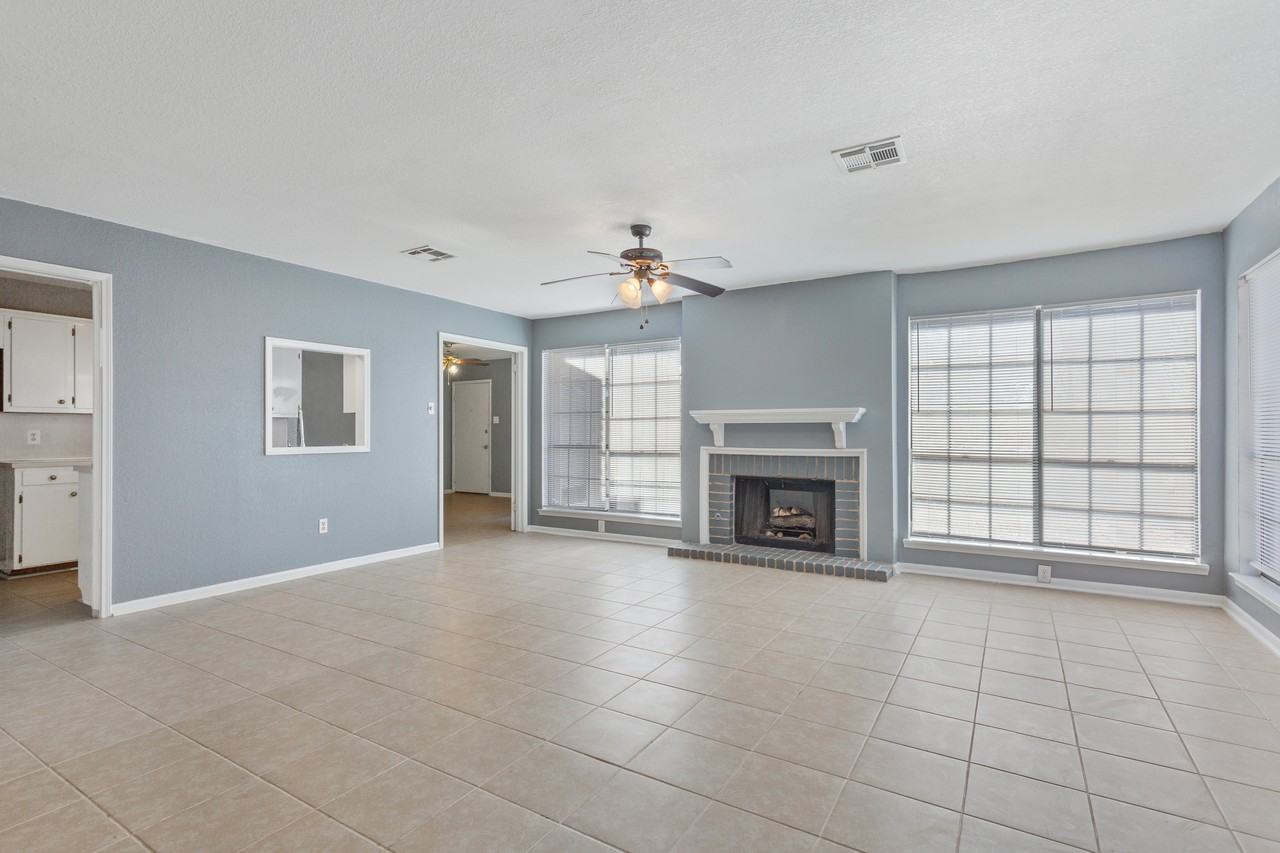 3343 Chimney Place Dr #3343 - Photo 5 of 25