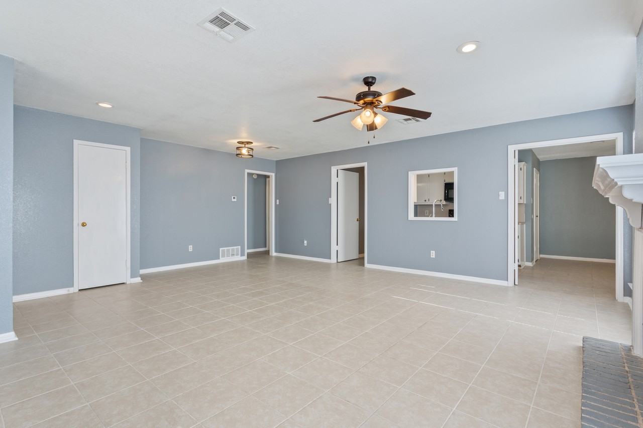 3343 Chimney Place Dr #3343 - Photo 7 of 25