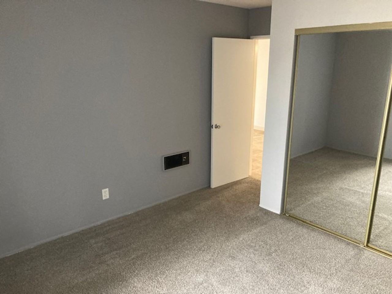 Parks Avenue Investors, LLC - Photo 3 of 30