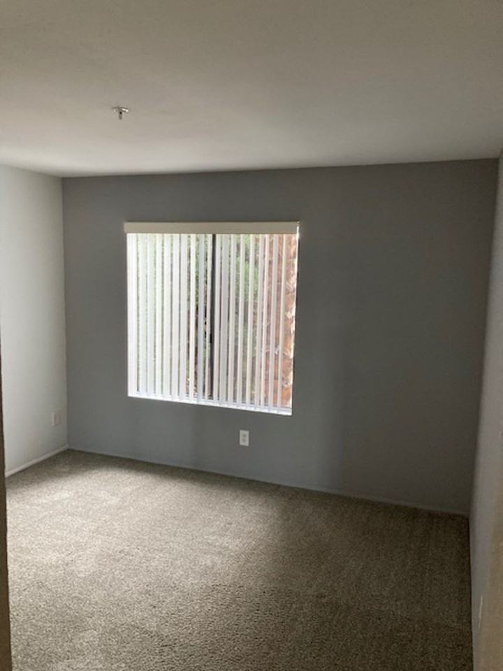 Parks Avenue Investors, LLC - Photo 5 of 30