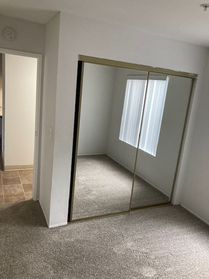 Parks Avenue Investors, LLC - Photo 7 of 30