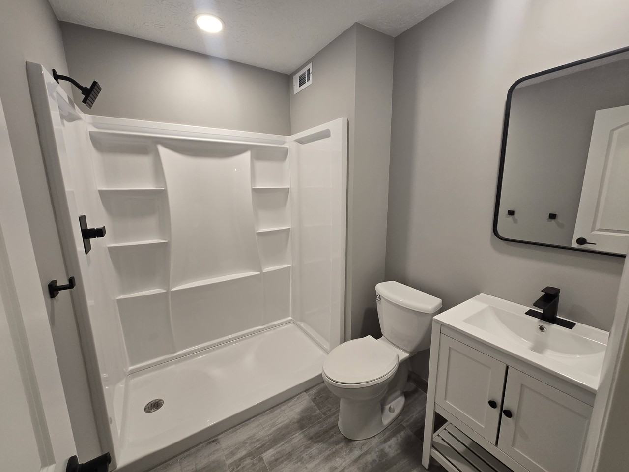 541 E School St #NA - Photo 4 of 17