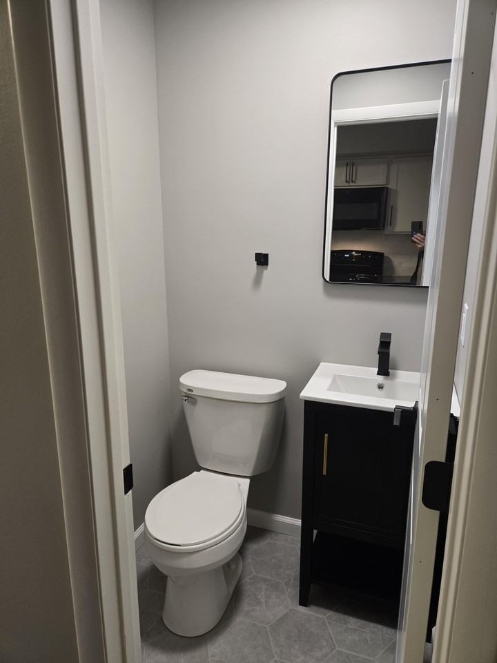 541 E School St #NA - Photo 5 of 17