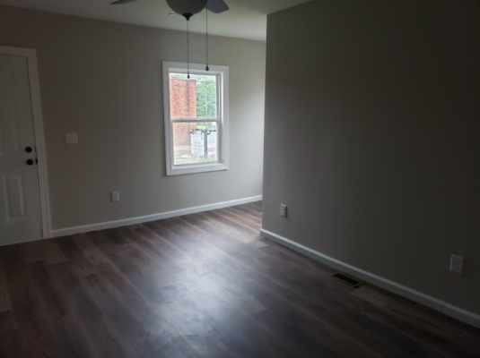 385 Church St N #1 - Photo 4 of 6