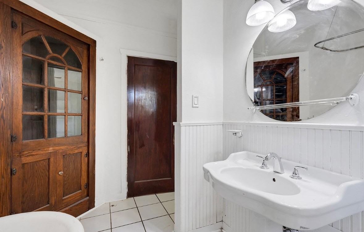 1300 40th St #NA - Photo 7 of 13