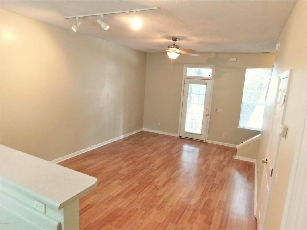 1501 London Ave #B - Photo 4 of 13