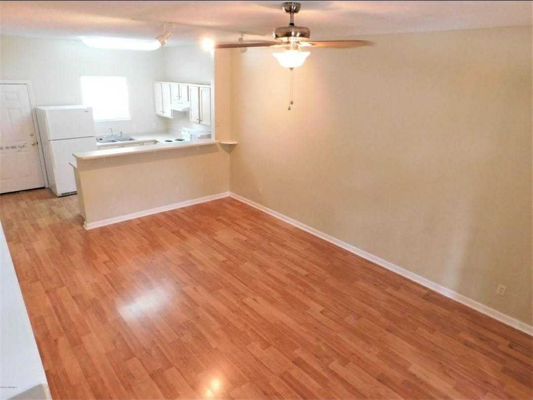 1501 London Ave #B - Photo 5 of 13