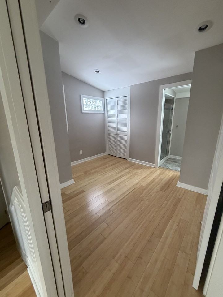 255 Hall Rd - Photo 4 of 11