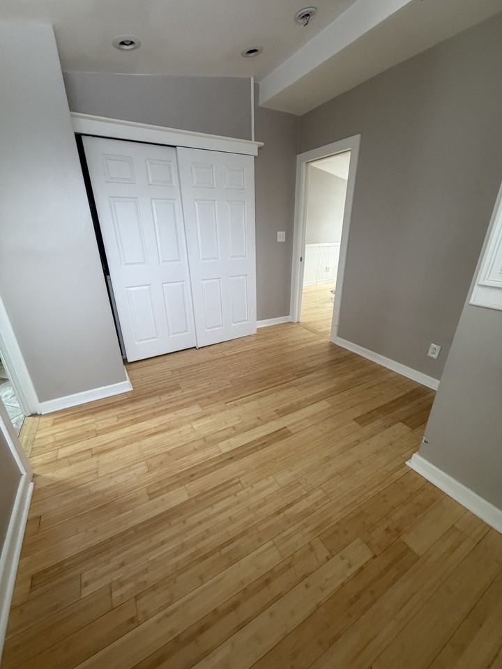 255 Hall Rd - Photo 5 of 11