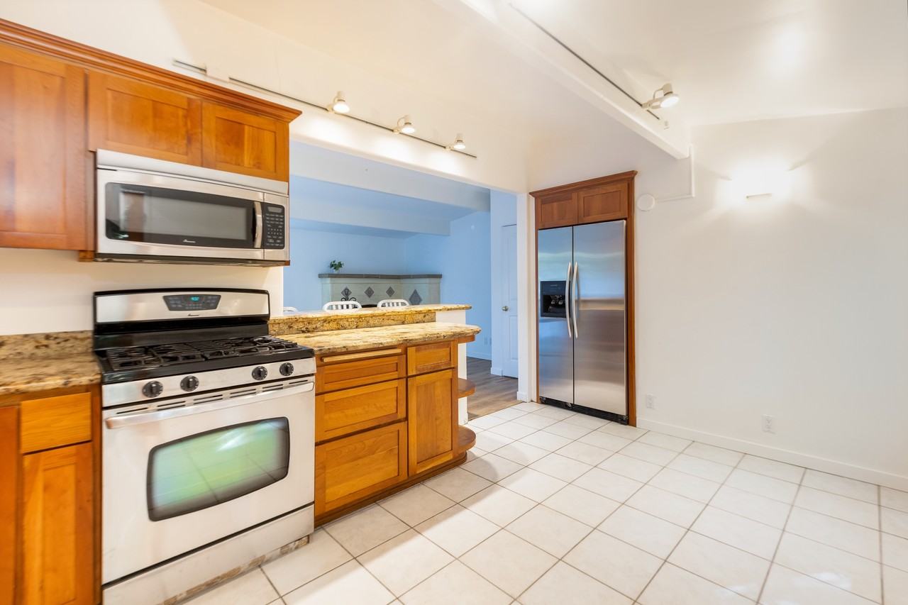 2924 Arriba Way #NA - Photo 2 of 37