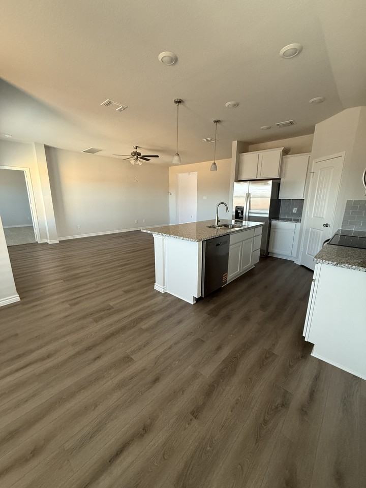 4830 Hawkins Dr #NA - Photo 2 of 14