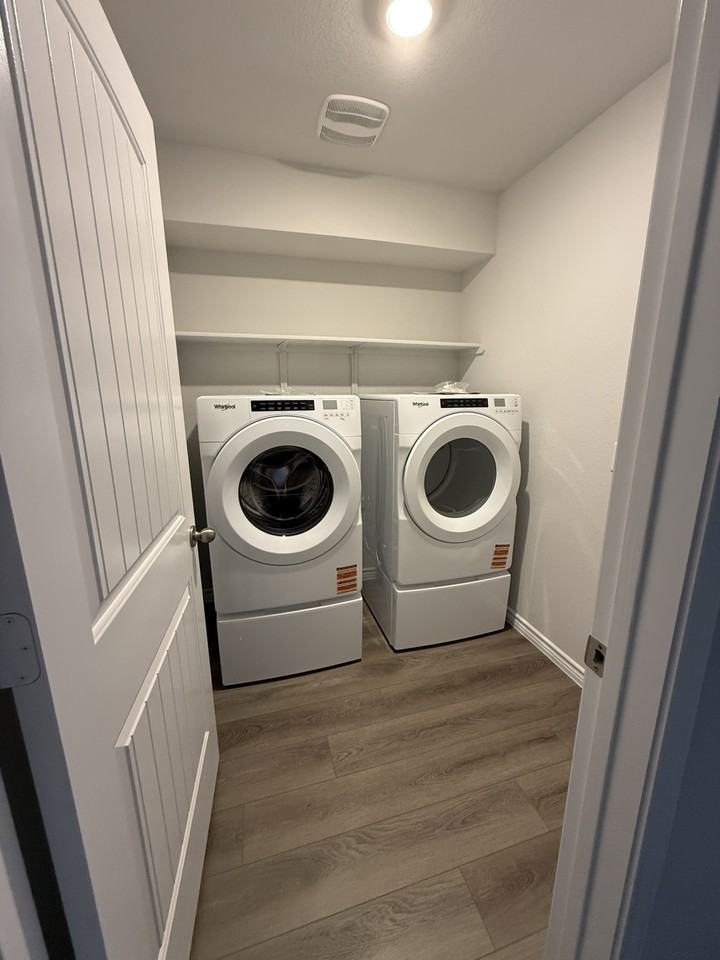 4830 Hawkins Dr #NA - Photo 5 of 14